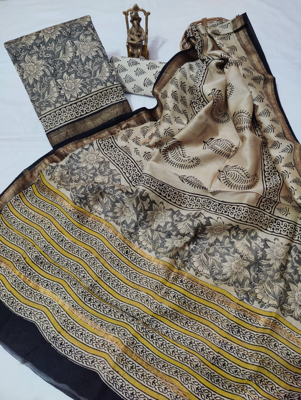 Hand block printed Maheshwari Silk zari border border silk  Suits  Set with Duppatta