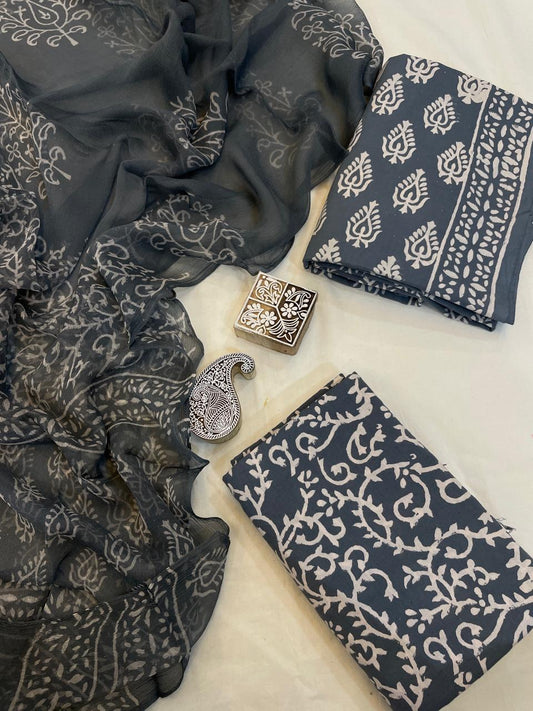 Pure Cotton Suits With Chiffon Dupatta