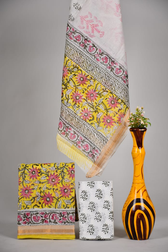 Hand block printed Maheshwari Silk zari border / Geecha border silk  Suits  Set with Duppatta