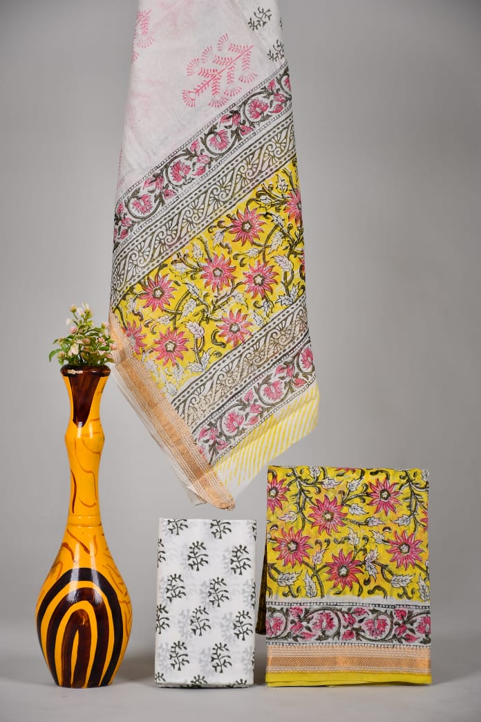 Hand block printed Maheshwari Silk zari border / Geecha border silk  Suits  Set with Duppatta